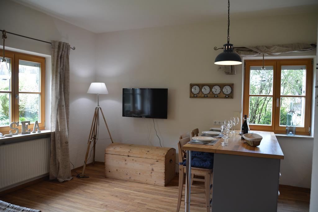 Chiemsee Beachhouse Apartment Bernau am Chiemsee Bagian luar foto
